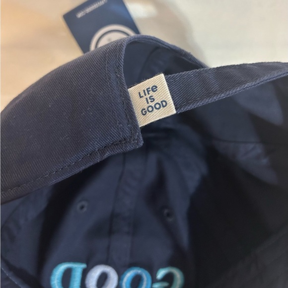 NEW…LIFE IS GOOD 4 PIECE SET..Shirt, hat, tote and small bag. - Picture 14 of 15